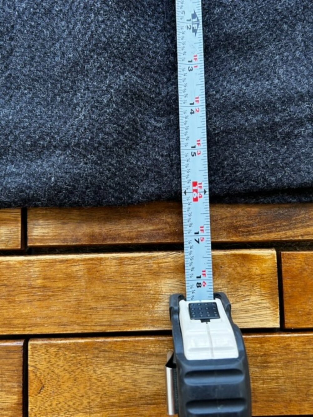 Mini skirt - Picture 3 of 3